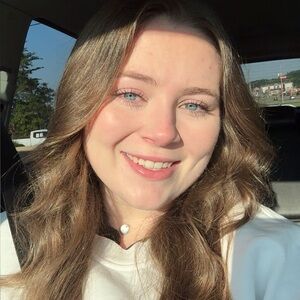 Meet your Posher, Jade